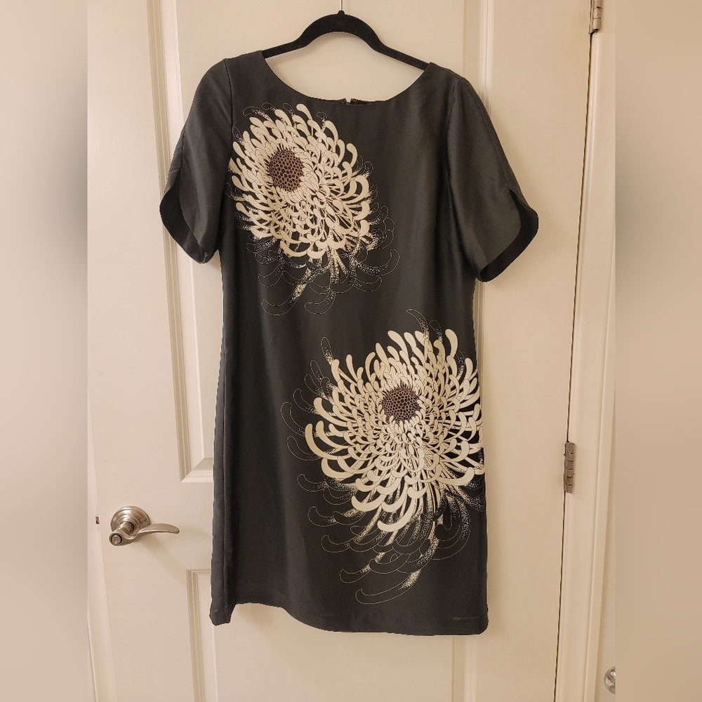 Attention Womens dress lined half sleeve